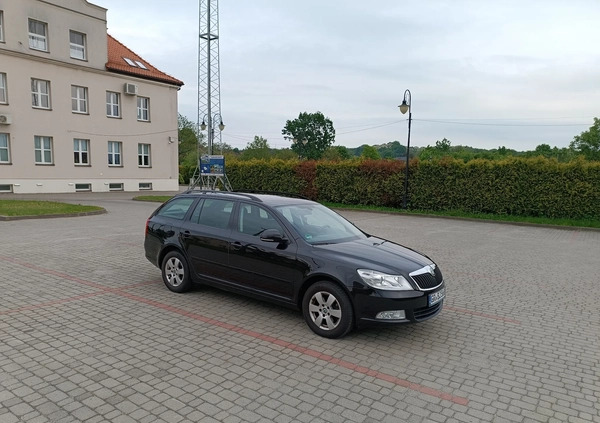Skoda Octavia cena 24900 przebieg: 243700, rok produkcji 2011 z Pisz małe 154